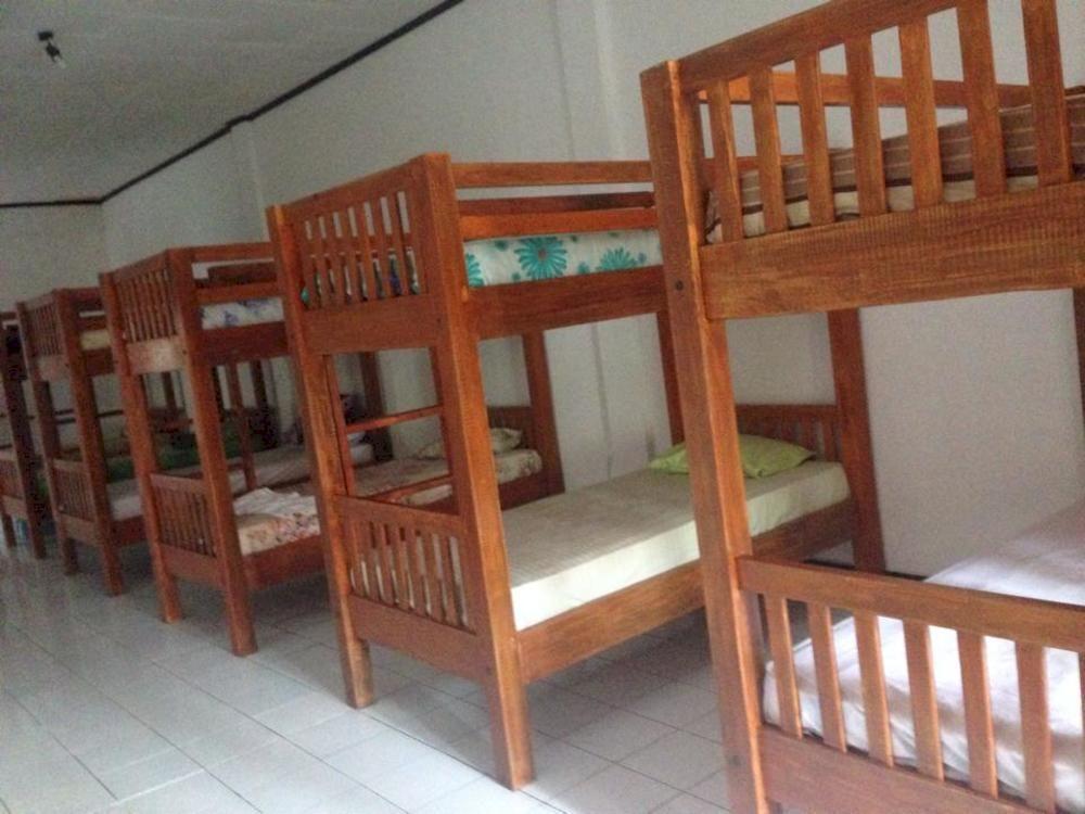 Oseania Hostel Senggigi Ngoại thất bức ảnh