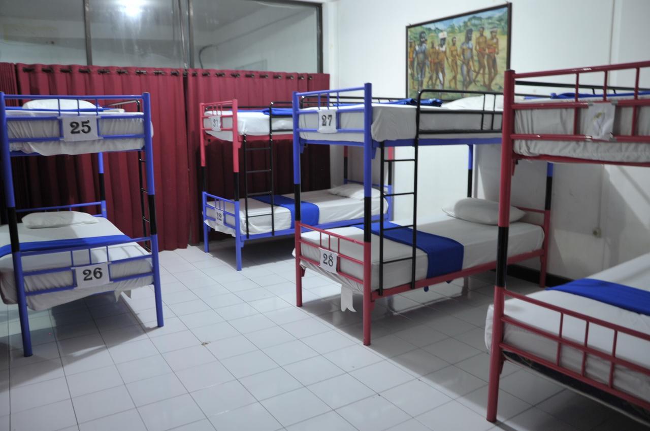 Oseania Hostel Senggigi Ngoại thất bức ảnh