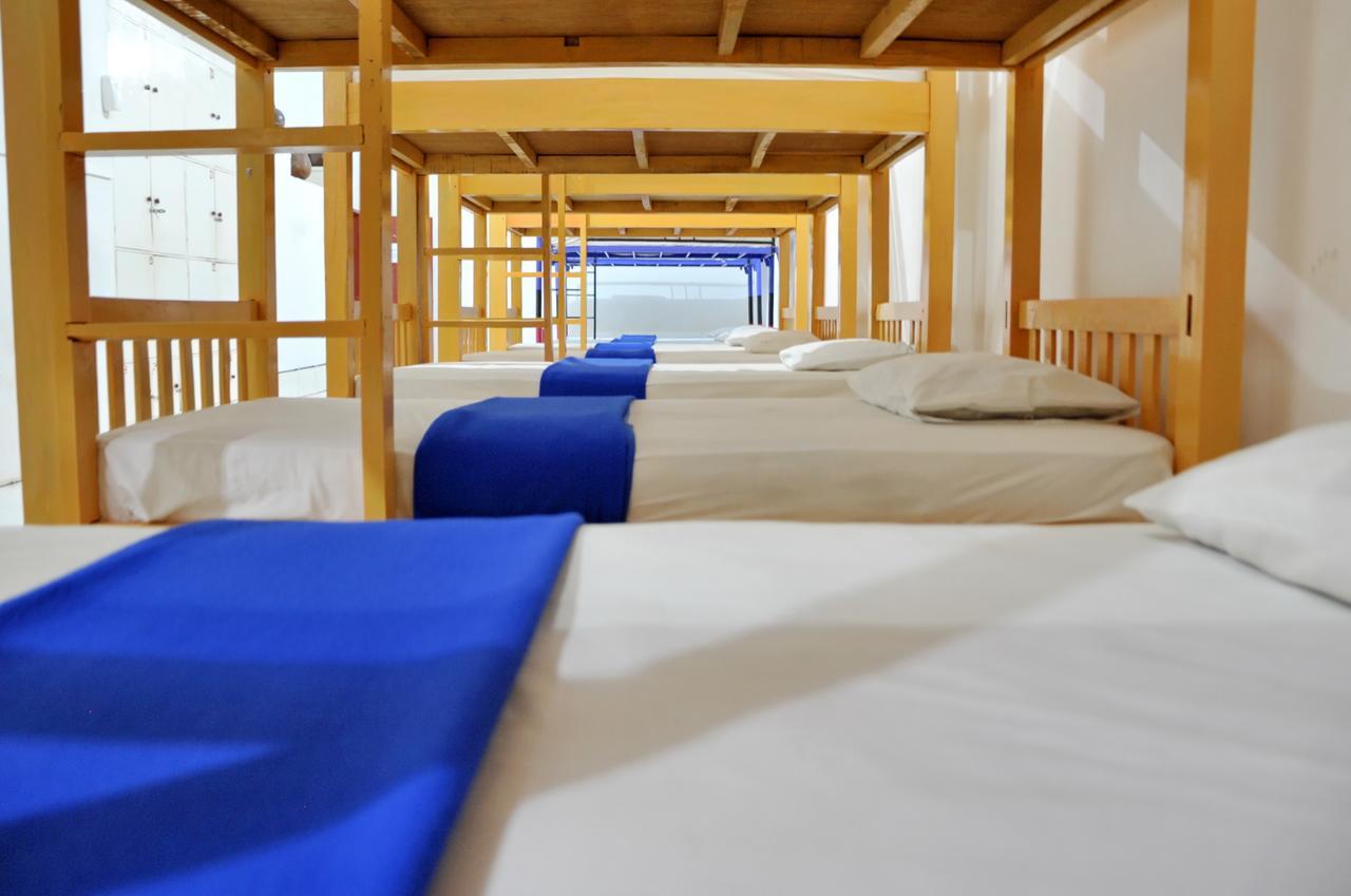 Oseania Hostel Senggigi Ngoại thất bức ảnh