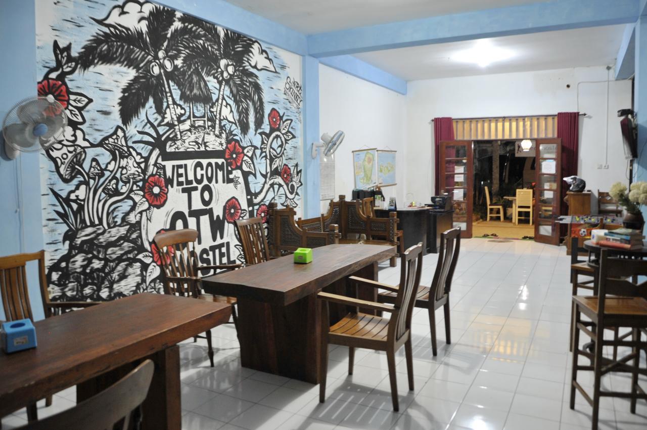 Oseania Hostel Senggigi Ngoại thất bức ảnh